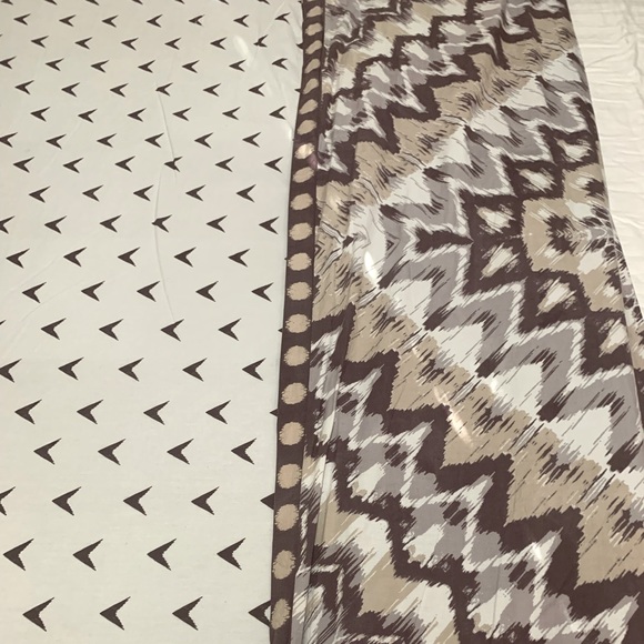 Urban outfitters duvet cover set boho print size queen